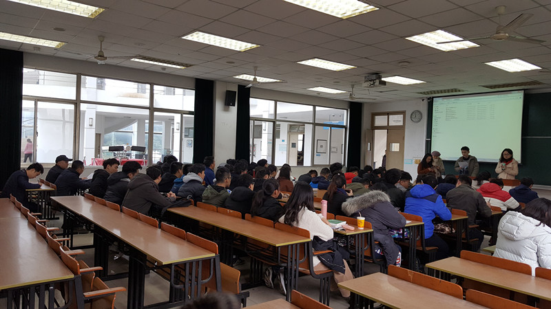 sc_021049_042249.jpg 2018-2-26-新学期课堂一派生机盎然-2026美加墨世界杯官网开学查课纪实_副本.jpg